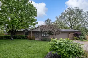 2112 Granada Dr, Beavercreek, OH 45431 - Photo 1