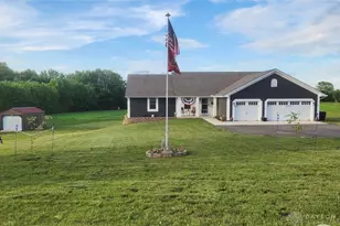 1727 Stingley Rd, Wilmington, OH 45177 - Photo 1