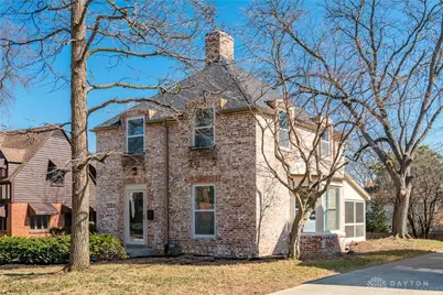 2524 Roanoke Avenue, Oakwood, OH 45419 - Photo 1