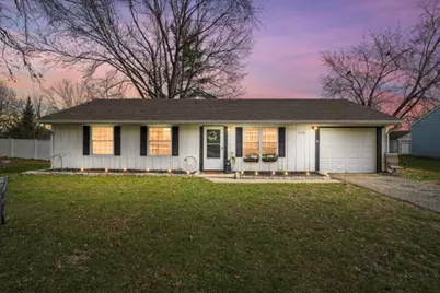 1528 W Meadowbrook Drive, Loveland, OH 45140 - Photo 1