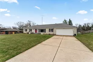 528 Blue Jay Dr, Vandalia, OH 45377 - Photo 1