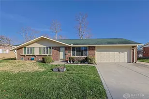 211 Katy Ln, Englewood, OH 45322 - Photo 1