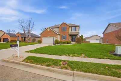 2813 Amberwood Drive, Troy, OH 45373 - Photo 1