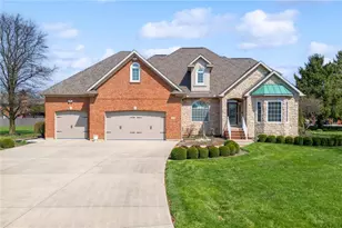 999 Brookwood Dr, Troy, OH 45373 - Photo 1
