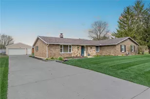 3140 Windmill Dr, Beavercreek, OH 45432 - Photo 1