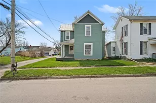 217 W Dayton St, Lewisburg, OH 45338 - Photo 1