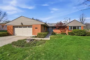 2303 Delvue Dr, Miami Township, OH 45459 - Photo 1