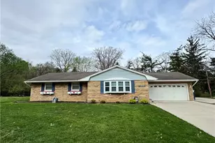 5939 Ashbrook Cir, Dayton, OH 45415 - Photo 1