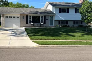 445 Goldleaf Ave, Vandalia, OH 45377 - Photo 1