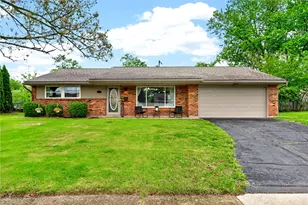 1003 Heathwood Dr, Englewood, OH 45322 - Photo 1
