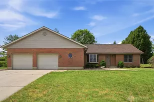 1269 Stephenson Dr, Troy, OH 45373 - Photo 1