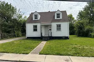 1966 Peach Tree Ave, Dayton, OH 45406 - Photo 1