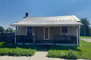 900 N Maple St, Eaton, OH 45320 - Photo 1