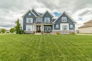7625 Devonwood Ct, Dayton, OH 45424 - Photo 1