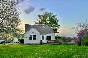 2404 Cottingham Rd, Springfield, OH 45506 - Photo 1