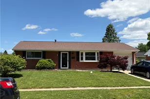 90 W Market St, Springboro, OH 45066 - Photo 1