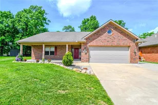734 Deerhurst Dr, Vandalia, OH 45377 - Photo 1