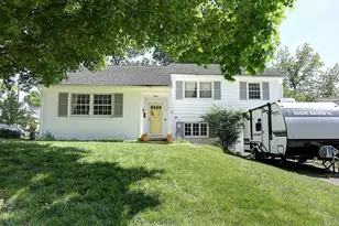 3110 Poinciana Rd, Middletown, OH 45042 - Photo 1