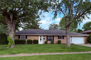 6820 Rushleigh Rd, Englewood, OH 45322 - Photo 1