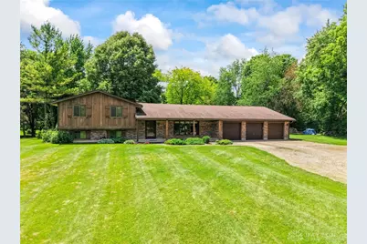 4926 Phillipsburg Union Road, Clayton, OH 45322 - Photo 1