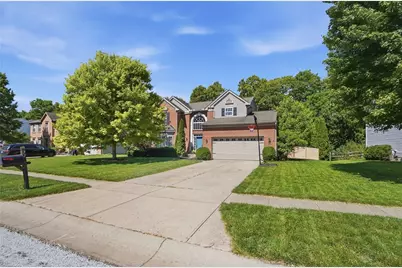77 W Waterbury Drive, Springboro, OH 45066 - Photo 1