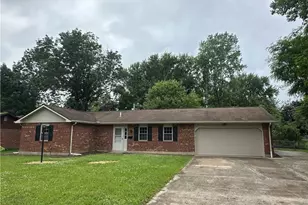 2213 S Lakeman Dr, Bellbrook, OH 45305 - Photo 1