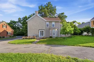 15 Iron Gate Park Dr, Centerville, OH 45459 - Photo 1