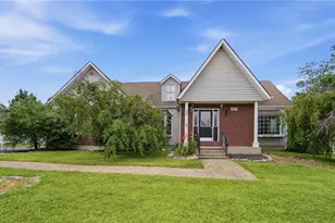 1033 S Heincke Rd, Miamisburg, OH 45342 - Photo 1