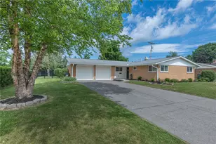 463 Young Dr, Fairborn, OH 45324 - Photo 1