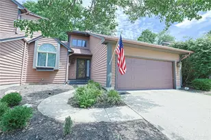1047 Golfview Rd, Middletown, OH 45042 - Photo 1