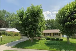 6537 Highbury Rd, Huber Heights, OH 45424 - Photo 1