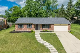 1031 Crestwood Hills Dr, Vandalia, OH 45377 - Photo 1