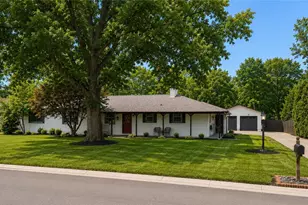 2767 Woodmont Dr, Beavercreek, OH 45434 - Photo 1