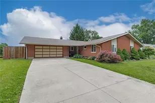 7042 Cliffstone Dr, Huber Heights, OH 45424 - Photo 1