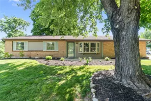 2184 Shadowood Cir, Bellbrook, OH 45305 - Photo 1