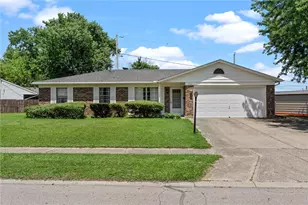 227 Cambridge Dr, Fairborn, OH 45324 - Photo 1