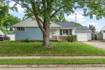 537 Lewis Drive, Fairborn, OH 45324 - Photo 1