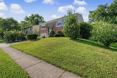 334 Ellenwood Drive, West Carrollton, OH 45449 - Photo 1