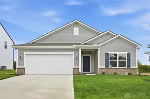 137 Evergreen Wy, Brookville, OH 45309 - Photo 1