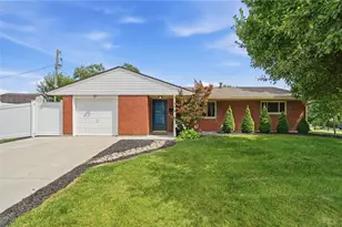 150 Catalpa Dr, Springboro, OH 45066 - Photo 1