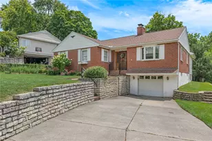 216 S Pelham Dr, Kettering, OH 45429 - Photo 1