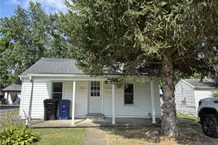 166 Linden Ave, Wilmington, OH 45177 - Photo 1