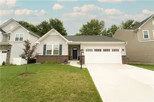 280 Warm Springs Dr, Fairborn, OH 45324 - Photo 1
