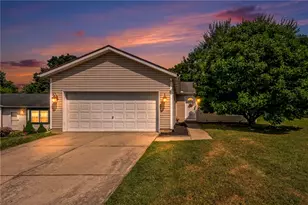 909 McDowell St, Xenia, OH 45385 - Photo 1