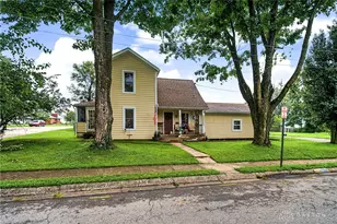 586 Chapman St, Waynesville, OH 45068 - Photo 1
