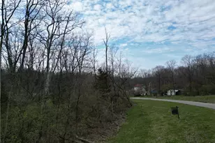 7498 Majestic Trl, Springboro, OH 45066 - Photo 1