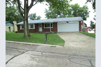220 E Twin Street, Lewisburg, OH 45338 - Photo 1