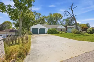 3781 Knollwood Dr, Beavercreek, OH 45432 - Photo 1
