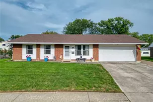 404 Bellaire Dr, Fairborn, OH 45324 - Photo 1