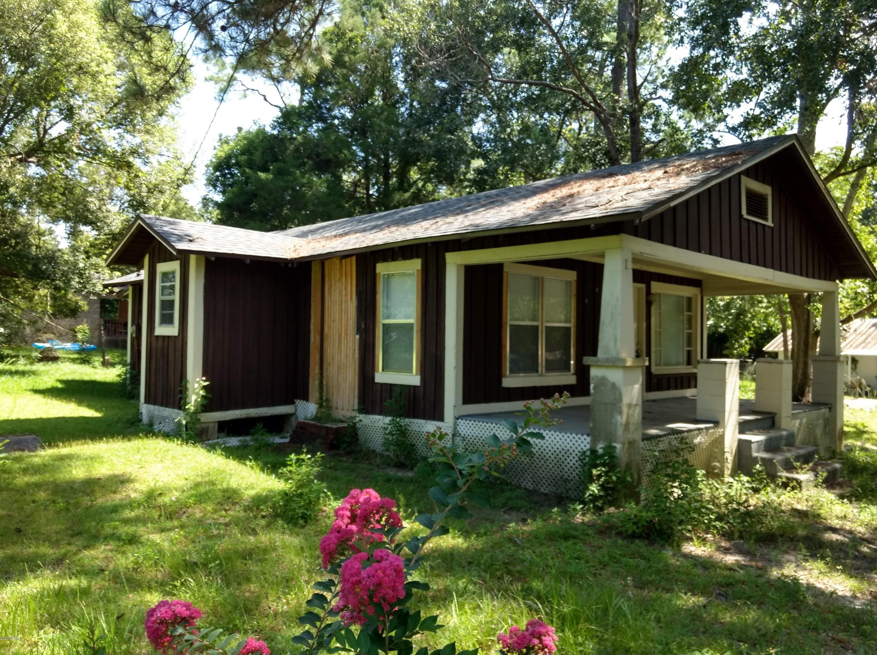 603 Kansas Ave, Bonifay FL  32425-1942 exterior